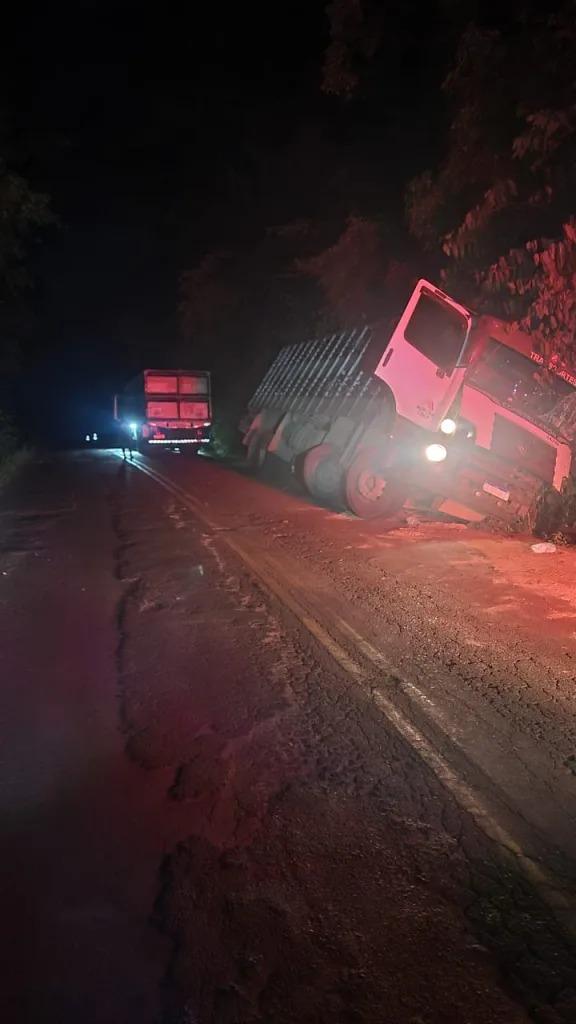 Saída de pista deixa motorista gravemente ferido na SC-283, em Seara