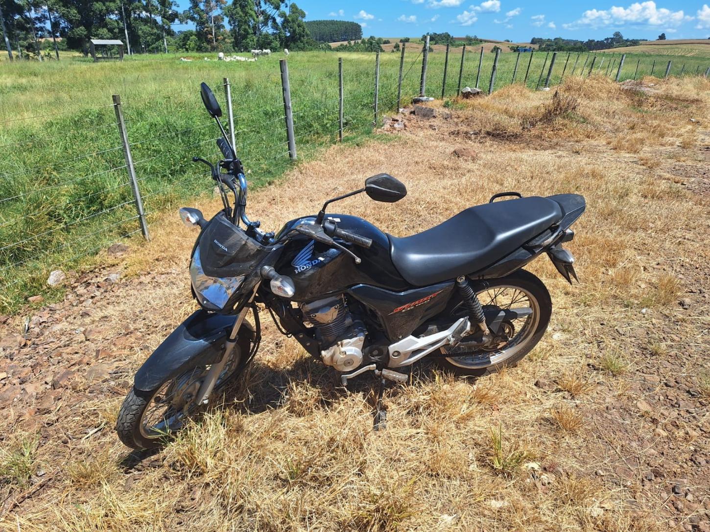 Jovem de 19 anos fica gravemente ferido ao sofrer queda de moto na SC-163