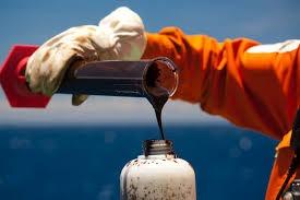 Governo zera impostos federais sobre o diesel para evitar alta do combustível