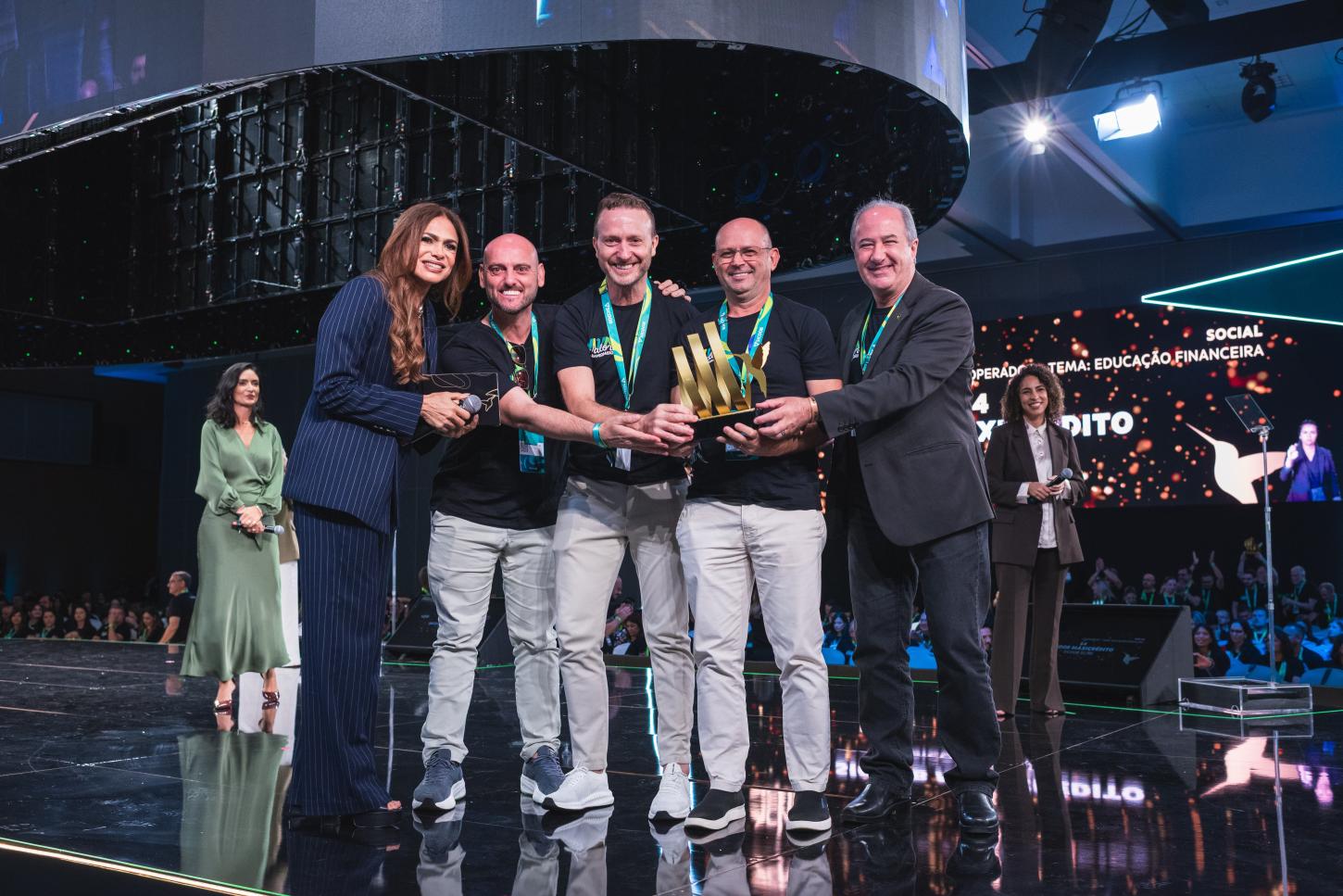 Sicoob Crediauc conquista três Troféus Beija-flor na Campanha Nacional de Sustentabilidade