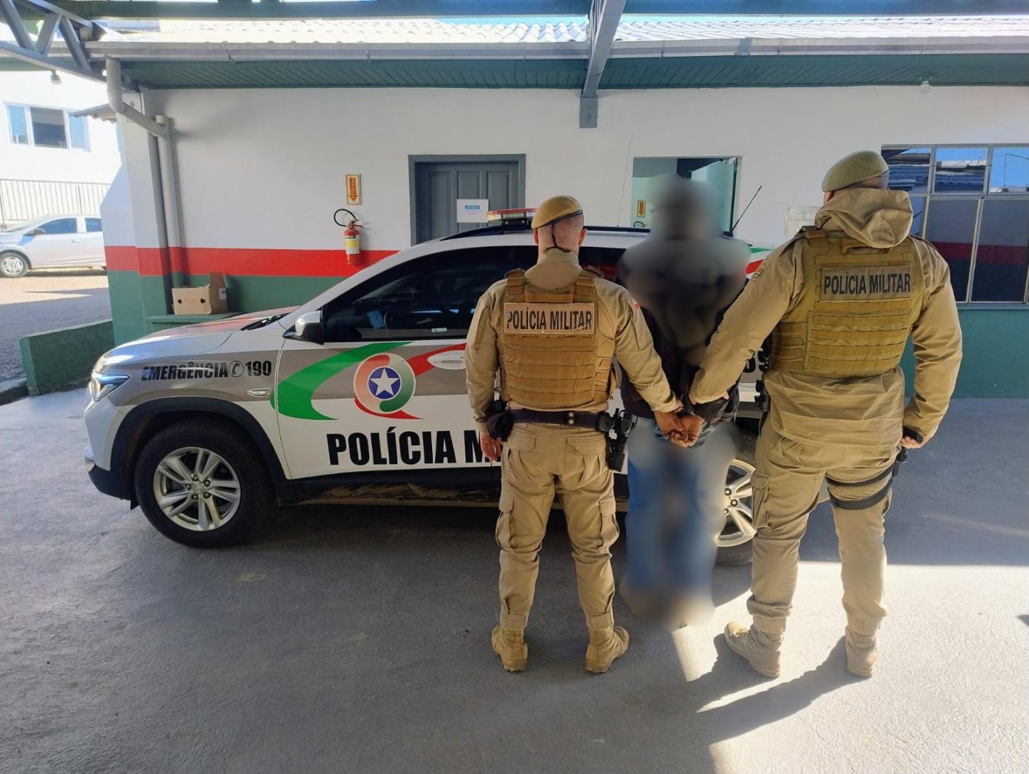 Foragido por homicídio cometido no Paraná é preso no interior de Concórdia