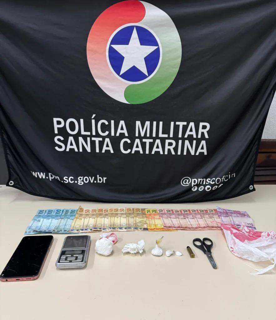 Mulher é presa por tráfico de drogas em Concórdia